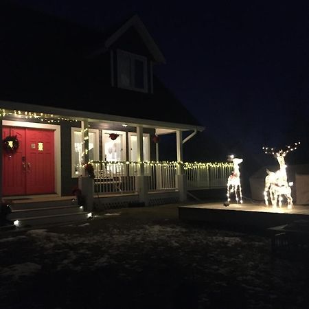 The Blue Cottage B&B Seventy Mile House Exterior foto